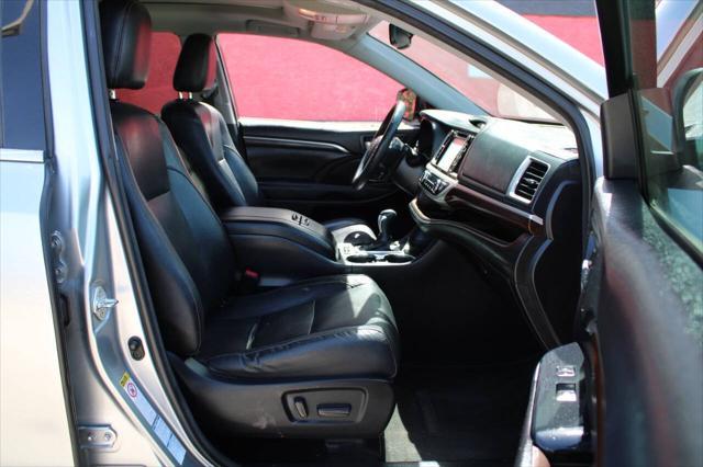 used 2016 Toyota Highlander car, priced at $18,995