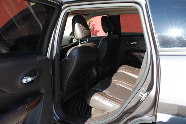 used 2015 Jeep Cherokee car, priced at $9,995