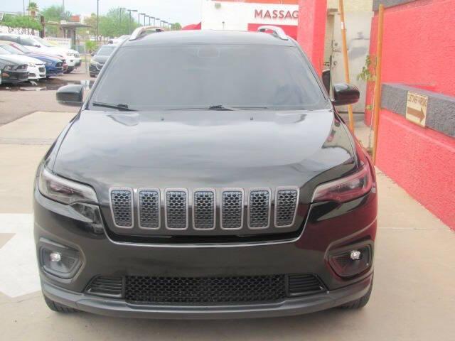 used 2019 Jeep Cherokee car, priced at $10,995