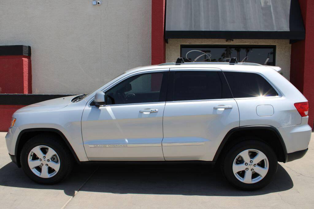 used 2012 Jeep Grand Cherokee car, priced at $11,995