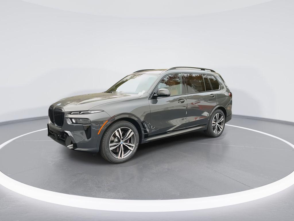 new 2026 BMW X7 car, priced at $100,530