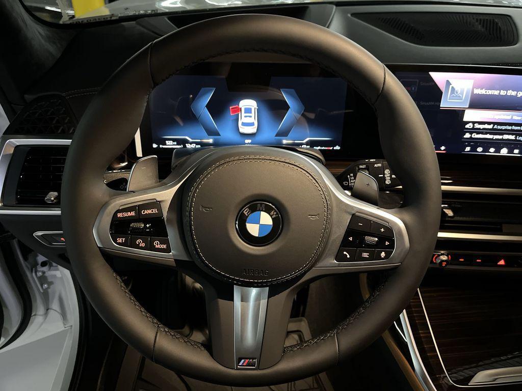 new 2026 BMW X7 car, priced at $98,580