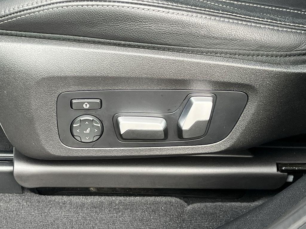 used 2023 BMW X3 car, priced at $35,993