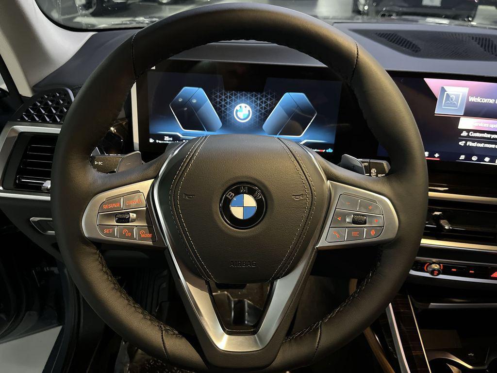 new 2026 BMW X7 car, priced at $95,180