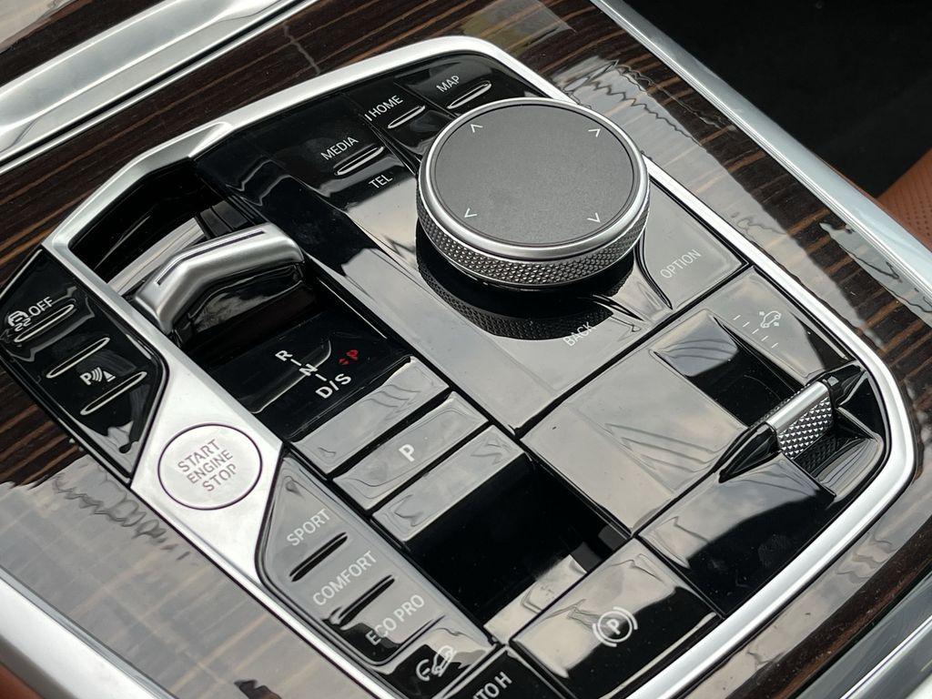 new 2026 BMW X7 car, priced at $119,940