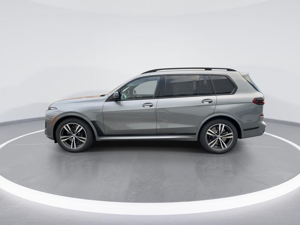 new 2026 BMW X7 car, priced at $119,940