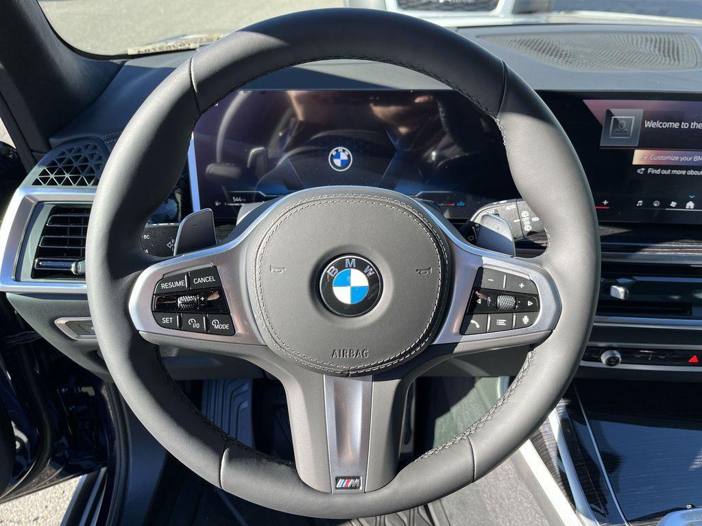 new 2026 BMW X7 car, priced at $100,930
