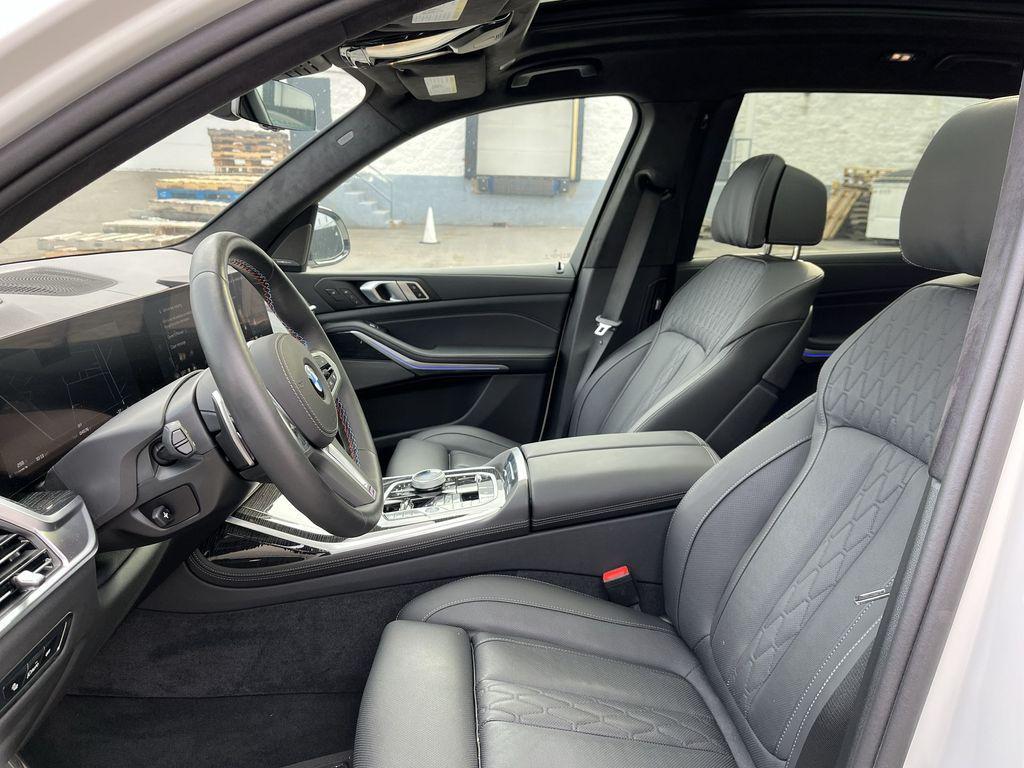 used 2025 BMW X7 car, priced at $99,670