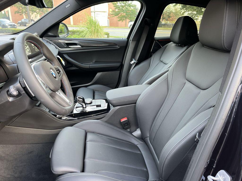 new 2025 BMW X4 car, priced at $74,085