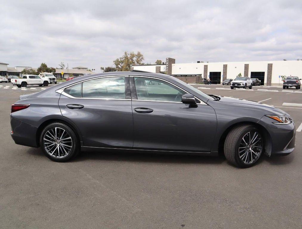 used 2022 Lexus ES 350 car, priced at $30,999