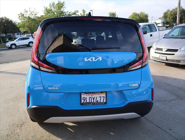 used 2024 Kia Soul car, priced at $18,499