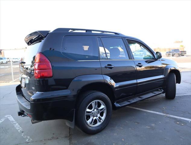 used 2006 Lexus GX 470 car, priced at $11,995