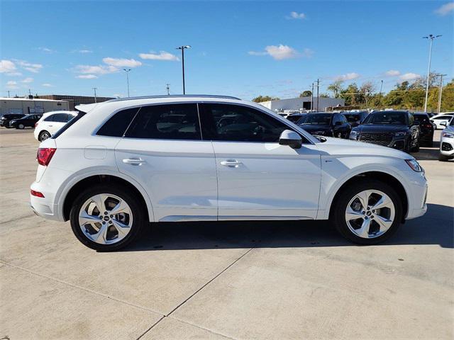 new 2025 Audi Q5 car, priced at $59,035