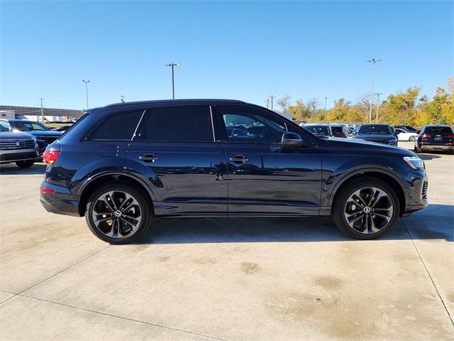 new 2025 Audi Q7 car, priced at $77,750