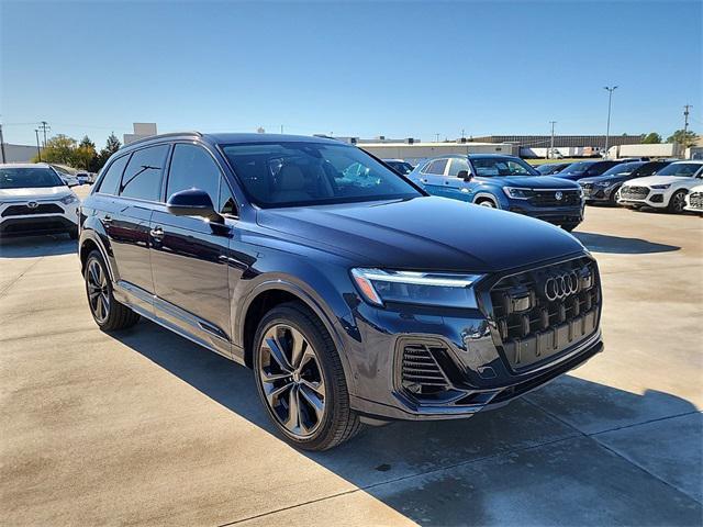 new 2025 Audi Q7 car, priced at $77,750