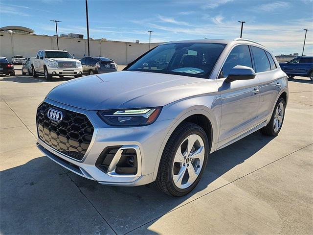 new 2025 Audi Q5 car, priced at $58,085