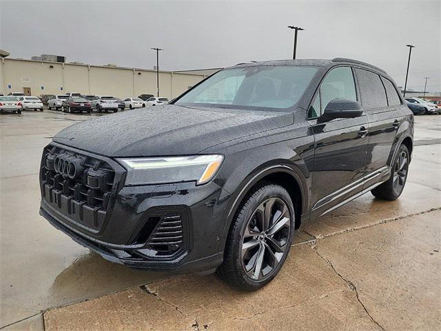 new 2025 Audi Q7 car, priced at $77,840