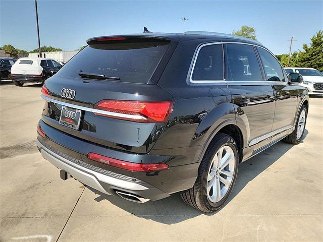 new 2025 Audi Q7 car, priced at $71,800