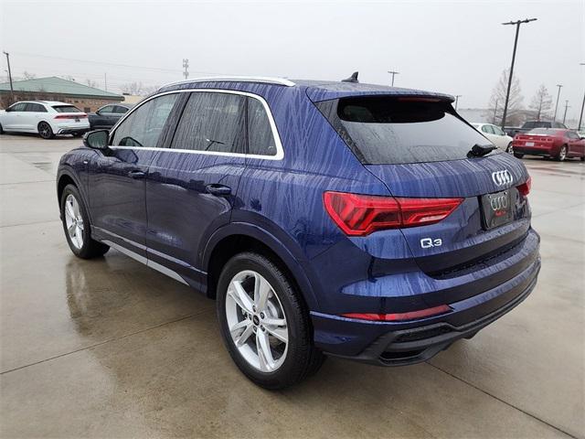 new 2024 Audi Q3 car