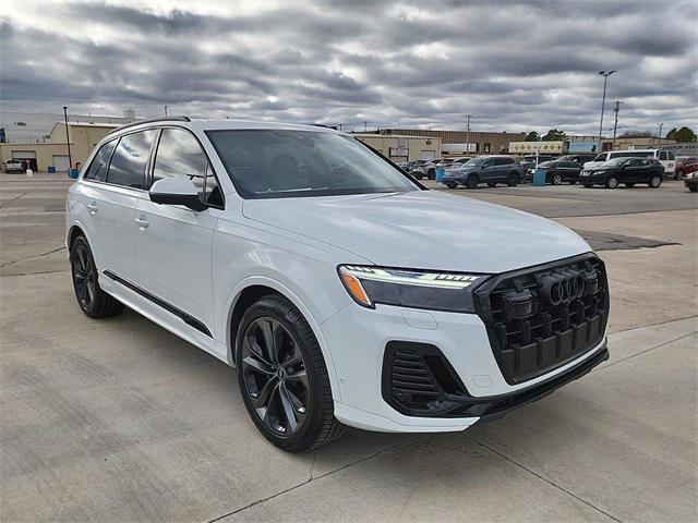 new 2025 Audi Q7 car, priced at $83,895