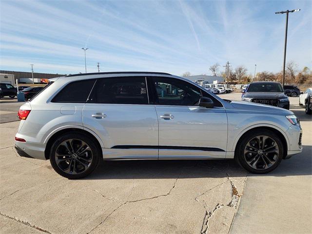 new 2025 Audi Q7 car, priced at $85,805