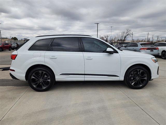 new 2025 Audi Q7 car, priced at $76,855