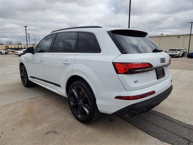 new 2025 Audi Q7 car, priced at $76,855