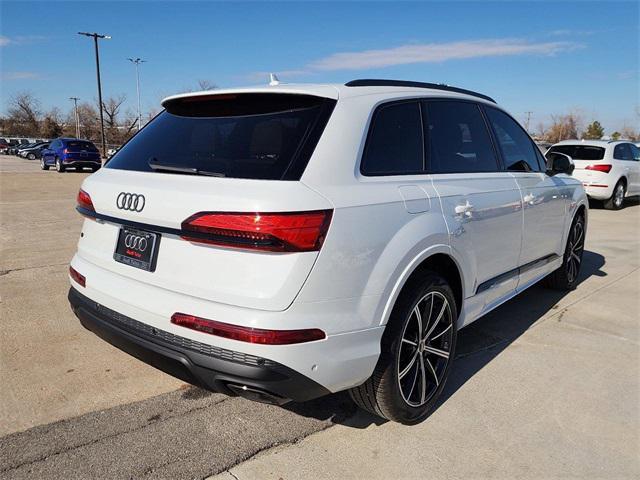 new 2025 Audi Q7 car, priced at $71,700