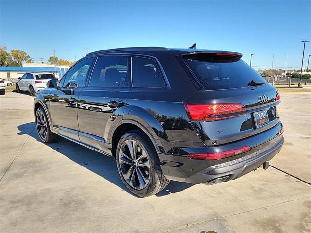 new 2025 Audi Q7 car, priced at $77,840