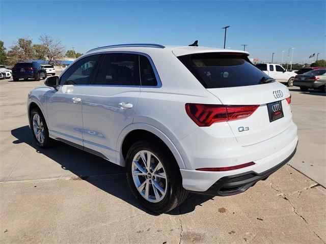 new 2024 Audi Q3 car, priced at $47,425