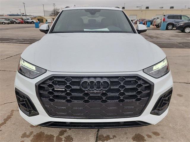 new 2025 Audi Q5 car, priced at $59,340