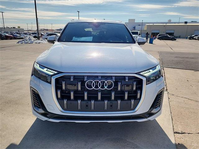 new 2025 Audi Q7 car, priced at $82,740