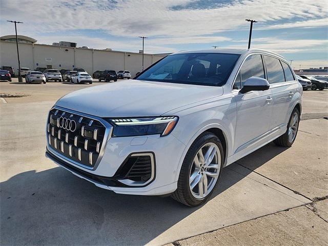 new 2025 Audi Q7 car, priced at $82,740