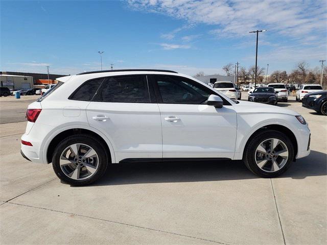 new 2025 Audi Q5 car, priced at $49,655