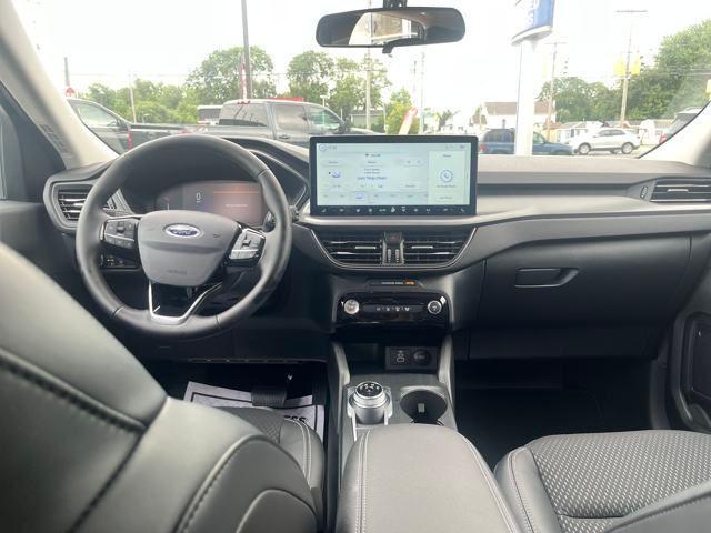 new 2025 Ford Escape car, priced at $39,390