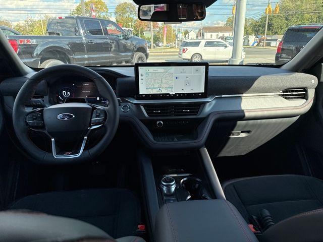 new 2025 Ford Explorer car, priced at $59,360
