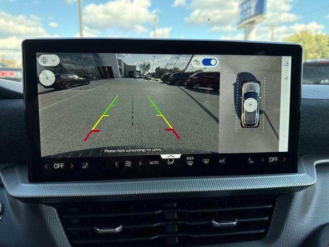 new 2025 Ford Explorer car, priced at $59,360