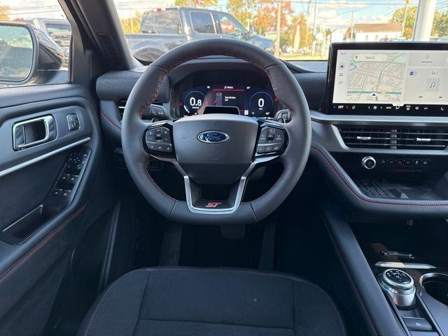 new 2025 Ford Explorer car, priced at $59,360