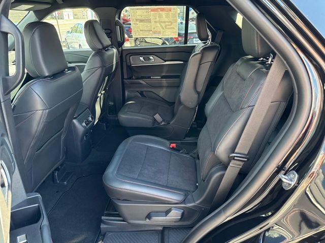 new 2025 Ford Explorer car, priced at $59,360