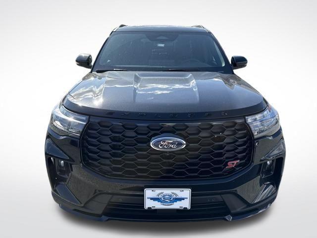 new 2025 Ford Explorer car, priced at $59,360