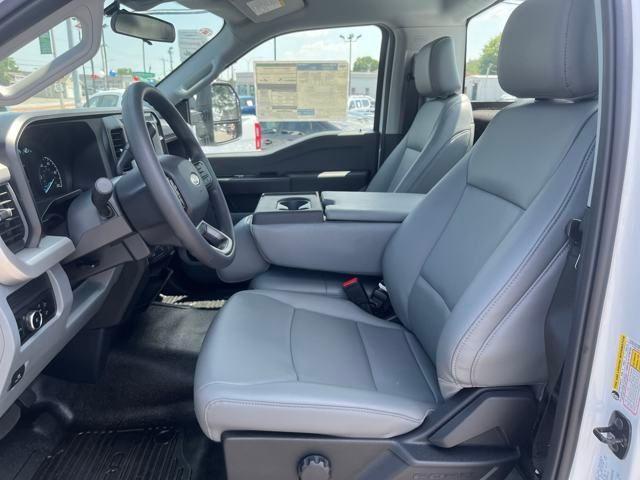 new 2025 Ford F-250 car, priced at $52,800