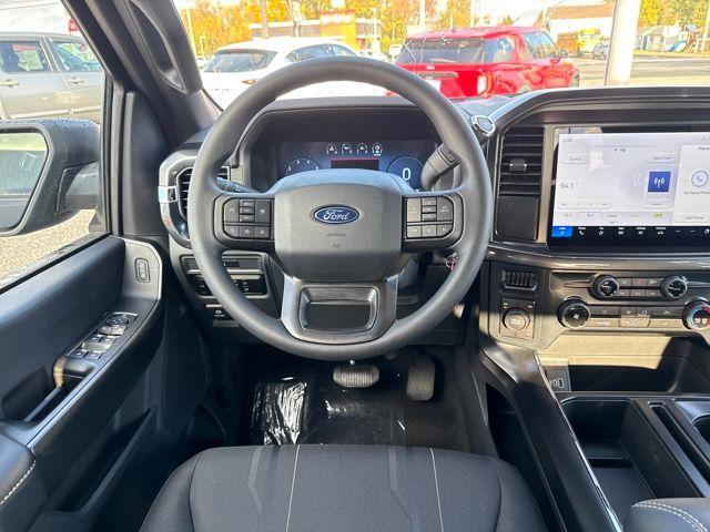 new 2025 Ford F-150 car, priced at $52,360