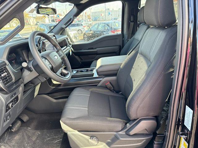 new 2025 Ford F-150 car, priced at $52,360