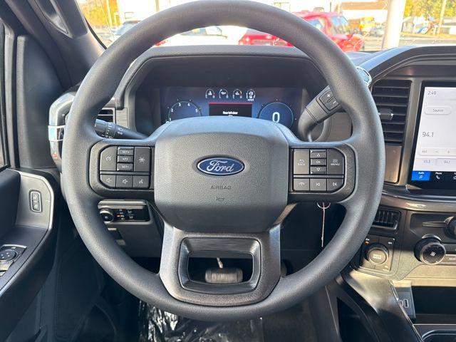 new 2025 Ford F-150 car, priced at $52,360