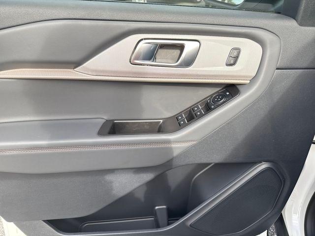 new 2025 Ford Explorer car, priced at $49,855