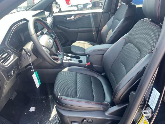 new 2025 Ford Escape car, priced at $38,670