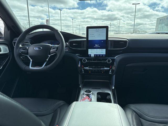 new 2023 Ford Explorer car, priced at $55,995