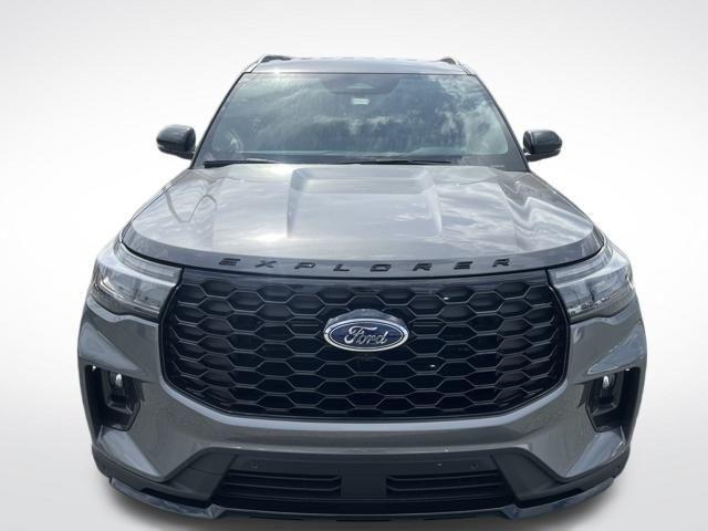new 2025 Ford Explorer car, priced at $51,580