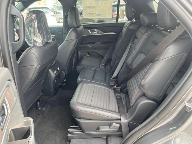 new 2025 Ford Explorer car, priced at $51,580