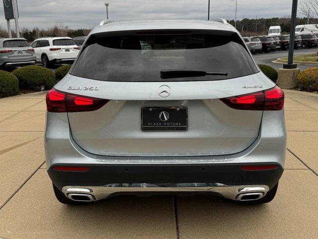 new 2025 Mercedes-Benz GLA 250 car, priced at $50,910